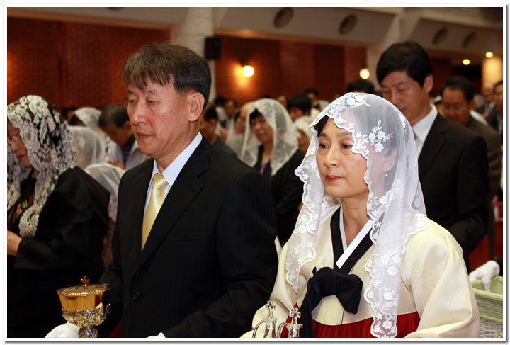 c_16_copy1.jpg
