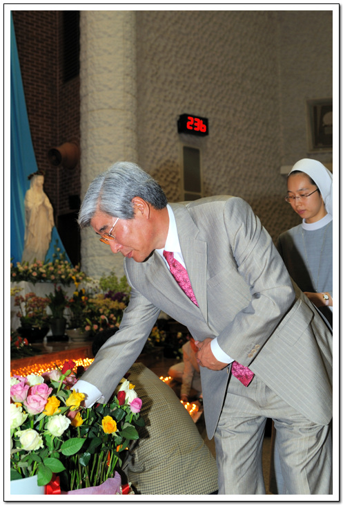 s_7_copy11.jpg